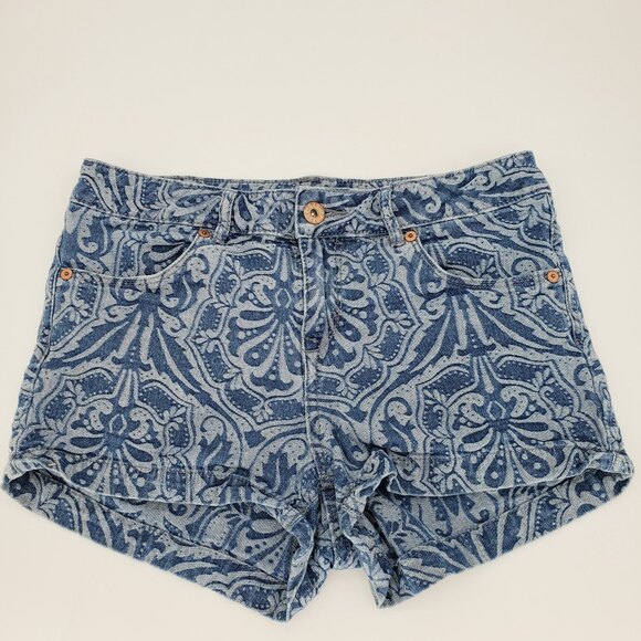 H&M Divided Damask blue ivory Print Denim Shorts US size 6 small - Picture 2 of 8